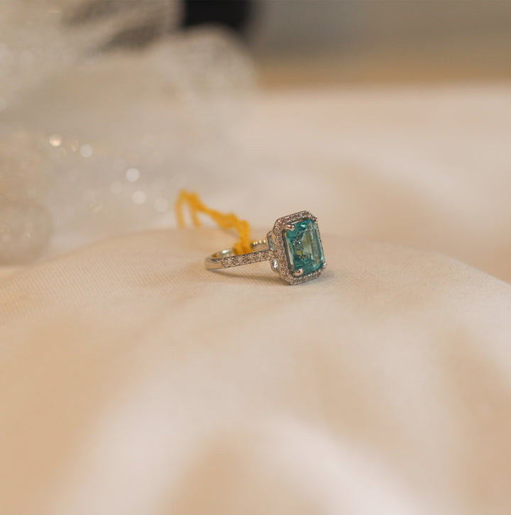Emerald Cut Diamond Ring (Aqua Blue)