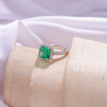 Close-up of Green Asscher Ring – sleek and sophisticated silver ring