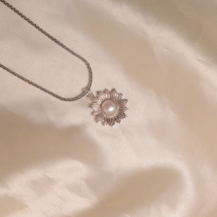 Sunflower Pearl Pendent